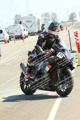 media/Sep-20-2025-TrackDaz (Sat) [[27f0cde673]]/Around the Pits/